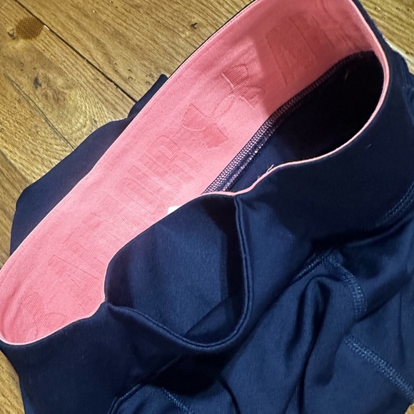 Under Armour - Cold Gear - Compression Leggings - Navy/Pink - XS - Picture 6 of 7